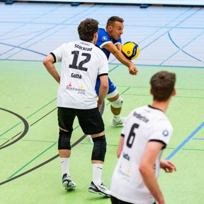 15.10.2023, GER, 2.BL Maenner Sued, Volleyball, Saison 2023 2024, Blue Volleys Gotha - Volley YoungStars Friedrichshafen Len Spankowski (Blue Volleys Gotha) Gotha Ernestiner-Halle Thüringen Deutschland