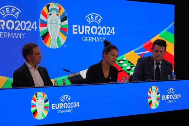 EURO 2024 Turnierdirektor Philipp Lahm, DFB-Vizepräsidentin Celia Sasic und Arbeitsminister Hubertus Heil - 16.10.2023: EURO 2024 Partnerschaft DFB VDV