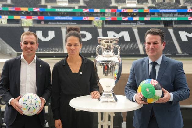 EURO 2024 Turnierdirektor Philipp Lahm, DFB Vizepräsidentin Celia Sasic und Arbeitsminister Hubertus Heil - 16.10.2023: EURO 2024 Partnerschaft DFB VDV