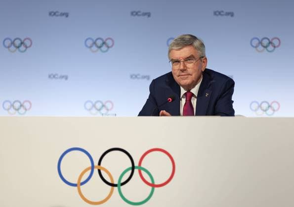 Sport Themen der Woche KW42 Sport Bilder des Tages (231016) -- MUMBAI, Oct. 16, 2023 -- International Olympic Committee (IOC) president Thomas Bach attends the press conference, PK, Pressekonferenz after the second day of 141th International Olympic Committee (IOC) session in Mumbai, India, Oct. 16, 2023. ) (SP)INDIA-MUMBAI-141TH IOC SESSION-PRESS CONFERENCE CaoxCan 