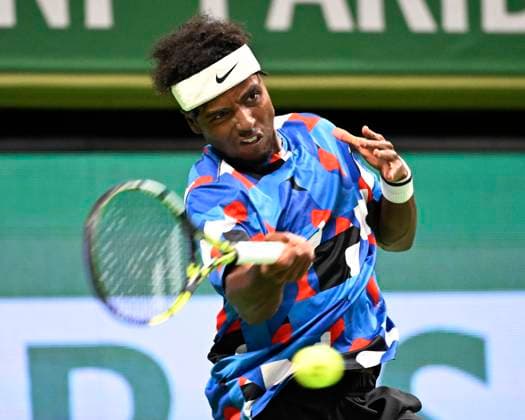 STOCKHOLM 20231016 Elias Ymer (Sverige) i sin match mot Roberto Bautista Agut (Spanien) under tennisturneringen Nordic Open i Kungliga Tennishallen pa mandagen. STOCKHOLM SVERIGE x10030x