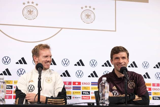 Sport Themen der Woche KW42 Sport Bilder des Tages RECORD DATE NOT STATED Seleccion Mexico 2023 Germany Team press conference, PK, Pressekonferenz Julian Nagelsmann head coach and player Thomas Muller during Germany team press conference prior to the friendly preparation match against the Mexican national team, Nationalteam (Mexico), at Lincoln Financial Field Stadium, on October 16, 2023. <br><br> Julian Nagelsmann Director Tecnico y Jugador Thomas Muller durante la conferencia de prensa de Alemania previo al partido amistoso de preparacion contra la Seleccion Mexicana (Mexico), en el Lincoln Financial Field Stadium, el 16 de Octubre de 2023. PHILADELPHIA PENSILVANIA UNITED STATES  Copyright: xUlisesxNaranjox 20231016140600_SMN_23_GER_PRESS_MULLER1