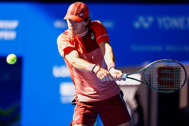 October 17, 2023, Tokyo, Japan: Alex DE MINAUR (AUS) hits a return against Jack DRAPER (GBR) during their singles match on the second day of the Kinoshita Group Japan Open Tennis Championships 2023 at the Ariake Coliseum. This is the longest-running ATP, Tennis Herren Tour tournament in Asia, first held in 1972. The tournament runs from October 16 to 22. Tokyo Japan - ZUMAm191 20231017_aap_m191_009 Copyright: xRodrigoxReyesxMarinx