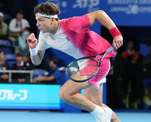 October 17, 2023, Tokyo, Japan - Ben Shelton of the United States returns the ball against Taro Daniel of Japan during the first round match of the Japan Open tennis championships at the Ariake Colosseum in Tokyo on Tuesday, October 17, 2023. (photo by Yoshio Tsunoda AFLO) Noxthirdxpartyxsales  (0308924769st)