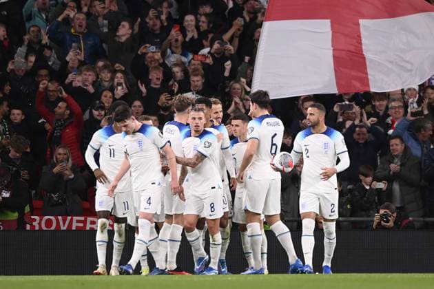 Foto Fabio Ferrari LaPresse 17 Ottobre 2023 - Londra, Inghilterra - calcio - Inghilterra vs Italia - Qualificazioni Euro 2024 - Group C - Stadio Wembley. Nella foto: Harry Kane(England) goal su rigore 1-1 , esultanza Inghilterra October 17, 2023 London, United Kingdom - sport, calcio -England vs Italy -European Qualifiers 2024 - Group C - Wembley Stadium. In the pic: England celebrates goal 1-1 , penality Harry Kane(England)  Copyright: xFabioxFerrari LaPressex