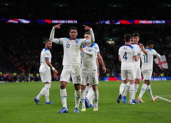 England v Italy UEFA EURO, EM, Europameisterschaft,Fussball 2024 Qualifiers Jude Bellingham of England celebrates with Phil Foden after assisting his sides second goal during the UEFA Euro 2024 Qualifiers Group C match at Wembley Stadium, London Copyright: xPaulxChestertonx FIL-19118-0141 UK Newspapers OUT