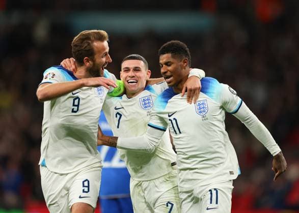 17th October 2023; Wembley Stadium, London, England; UEFA EURO, EM, Europameisterschaft,Fussball 2024 Qualifying Football, England versus Italy; Marcus Rashford of England celebrates with Phil Foden and Harry Kane of England after scoring his sides 2nd goal in the 57th minute to make it 2-1  ActionPlus12566272 JohnxPatrickxFletcher