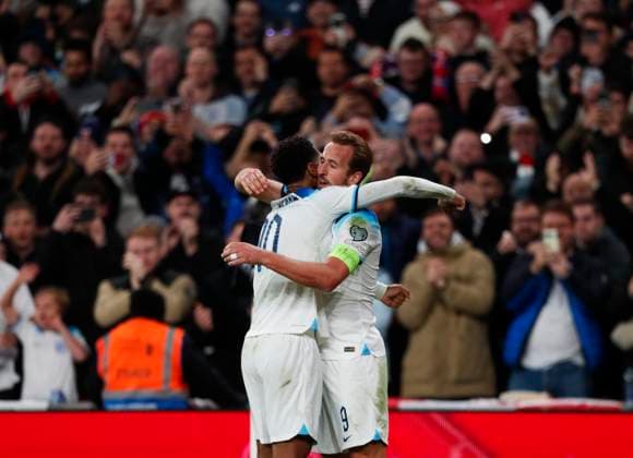 England v Italy UEFA EURO, EM, Europameisterschaft,Fussball 2024 Qualifiers Harry Kane of England celebrates with Jude Bellingham after scoring his sides third goal during the UEFA Euro 2024 Qualifiers Group C match at Wembley Stadium, London Copyright: xPaulxChestertonx FIL-19118-0180 UK Newspapers OUT