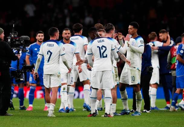 England v Italy UEFA EURO, EM, Europameisterschaft,Fussball 2024 Qualifiers Kieran Trippier England hugs Marc GuÃ hi after the UEFA Euro 2024 Qualifiers Group C match at Wembley Stadium, London Copyright: xPaulxChestertonx FIL-19118-0221 UK Newspapers OUT
