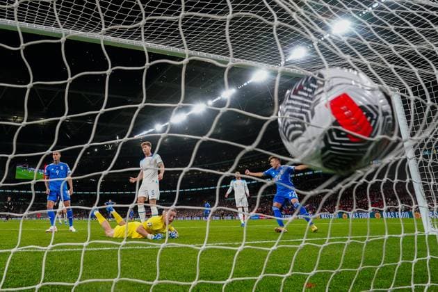 Gianluca Scamacca (Atalanta) of Italy scores the opening goal during the international match, Länderspiel, Nationalmannschaft between England and Italy at Wembley Stadium, London, England on 17 October 2023. Copyright: xDavidxHornx PMI-5839-0031