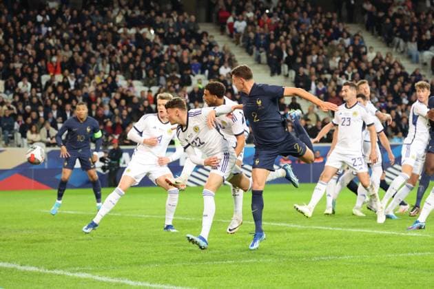 But de Benjamin PAVARD (France) lors du match amical France vs Ecosse, Decathlon Arena stade Pierre Mauroy, le 17 octobre 2023 FOOTBALL : FRANCE vs ECOSSE - AMICAL - 17 10 2023 LaurentSanson Panoramic 