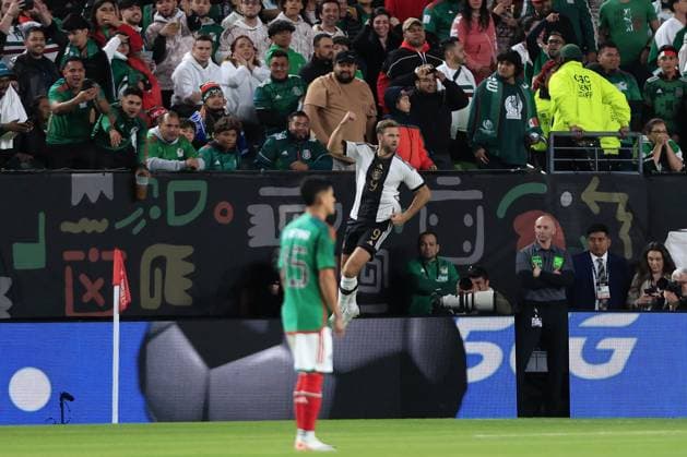 RECORD DATE NOT STATED Seleccion Mexico 2023 Mexico 2-2 Germany Niclas Fullkrug celebra su gol 2-2 of Germany during the game Mexican national team, Nationalteam (Mexico) vs Germany, the friendly preparation, at Lincoln Financial Field Stadium, on October 17, 2023. <br><br> Niclas Fullkrug celebra su gol 2-2 de Alemania durante el partido Seleccion Mexicana (Mexico) vs Alemania, amistoso de preparacion en el Lincoln Financial Field Stadium, el 17 de Octubre de 2023. PHILADELPHIA PENSILVANIA UNITED STATES  Copyright: xUlisesxNaranjox 20231017212228_SMN_23_AM_MEX_GER_FULLKRUG234