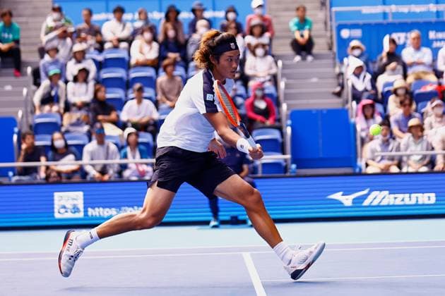October 18, 2023, Tokyo, Japan: Zhizhen ZHANG (CHN) hits a reverse against Hubert HURKACZ (POL) during their singles match on the third day of the Kinoshita Group Japan Open Tennis Championships 2023 at the Ariake Coliseum. This is the longest-running ATP, Tennis Herren Tour tournament in Asia, first held in 1972. The tournament runs from October 16 to 22. Tokyo Japan - ZUMAm191 20231018_aap_m191_011 Copyright: xRodrigoxReyesxMarinx