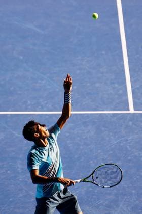 October 18, 2023, Tokyo, Japan: Felix AUGER-ALIASSIME (CAN) serves against Sebastian OFNER (AUT) during their singles match on the third day of the Kinoshita Group Japan Open Tennis Championships 2023 at the Ariake Coliseum. This is the longest-running ATP, Tennis Herren Tour tournament in Asia, first held in 1972. The tournament runs from October 16 to 22. Auger-Aliassime won 6-4, 6-1. Tokyo Japan - ZUMAm191 20231018_aap_m191_017 Copyright: xRodrigoxReyesxMarinx