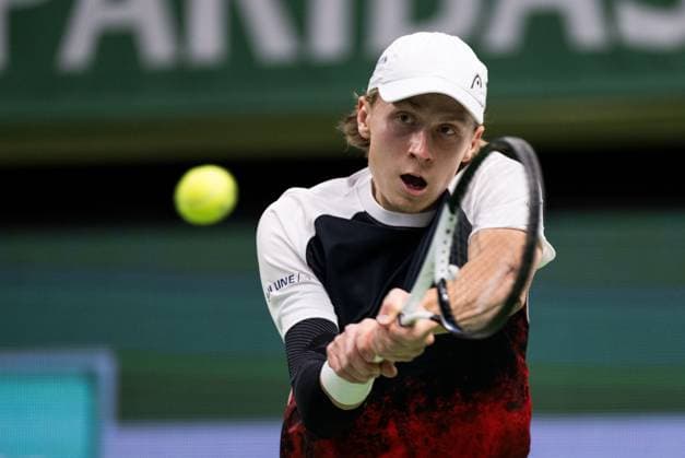 231018 Emil Ruusuvuori of Finland during day 5 of the Nordic Open tennis tournament on October 18, 2023 in Stockholm. Photo: Emma Wallskog BILDBYRAN COP 320 EW0271 tennis nordic open dag 5 bbeng Copyright: EMMAxWALLSKOG BB231018EW008