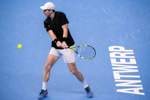 Dutch Botic Van de Zandschulp pictured in action during a first round match at the European Open Tennis ATP, Tennis Herren tournament, in Antwerp, Wednesday 18 October 2023. LAURIExDIEFFEMBACQ  x77980300x
