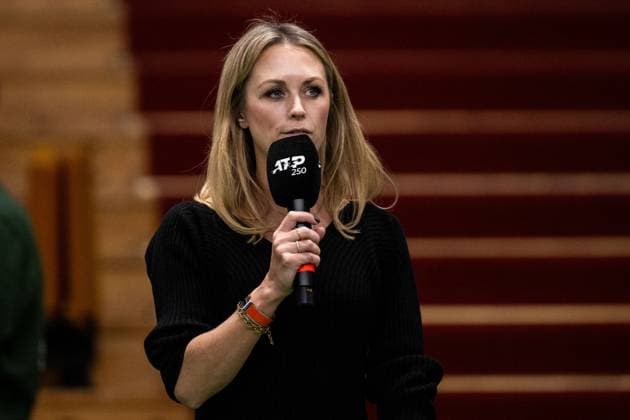 231018 TV-presenter Karin Frick during day 5 of the Nordic Open tennis tournament on October 18, 2023 in Stockholm. Photo: Emma Wallskog BILDBYRAN COP 320 EW0271 tennis nordic open dag 5 bbeng Copyright: EMMAxWALLSKOG BB231018EW027