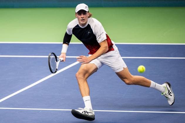 231018 Emil Ruusuvuori of Finland during day 5 of the Nordic Open tennis tournament on October 18, 2023 in Stockholm. Photo: Emma Wallskog BILDBYRAN COP 320 EW0271 tennis nordic open dag 5 bbeng Copyright: EMMAxWALLSKOG BB231018EW033