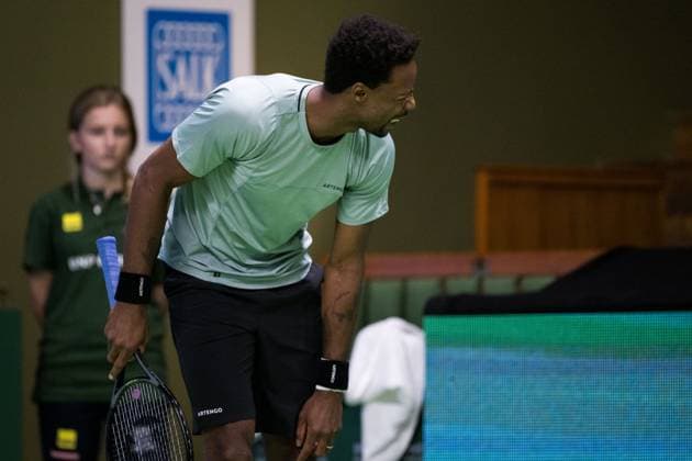 231018 Gael Monfils of France In pain during day 5 of the Nordic Open tennis tournament on October 18, 2023 in Stockholm. Photo: Emma Wallskog BILDBYRAN COP 320 EW0271 tennis nordic open dag 5 bbeng Copyright: EMMAxWALLSKOG BB231018EW045