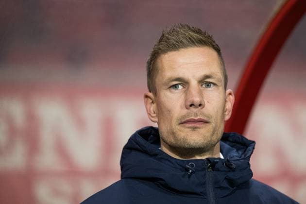 231018 Head coach Joran Pot of Twente during the UEFA Women s Champions League qualifying match between Twente and Häcken on October 18, 2023 in Enschede. Photo: Mathias Bergeld BILDBYRAN kod MB MB0749 fotboll football soccer fotball champions league champions league qualification twente häcken dam bbeng kval qualifier qualification Copyright: MATHIASxBERGELD BB231018MB035