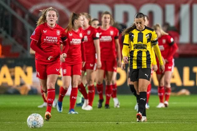231018 Rusul Rosa Kafaji of Häcken looks dejected during the UEFA Women s Champions League qualifying match between Twente and Häcken on October 18, 2023 in Enschede. Photo: Mathias Bergeld BILDBYRAN kod MB MB0749 fotboll football soccer fotball champions league champions league qualification twente häcken dam bbeng kval qualifier qualification depp Copyright: MATHIASxBERGELD BB231018MB045