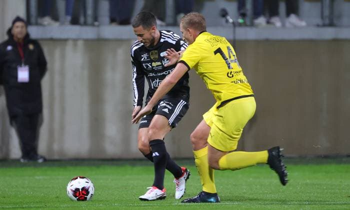 Belgium s Eden Hazard fight for the ball during a gala soccer game between Variety Club France with various personnalities and a team of Calais, for Les Pieces Jaunes association, Wednesday 18 October 2023, in Calais, France. Belgian Hazard announced last week his retirement. VIRGINIExLEFOUR  x77994243x