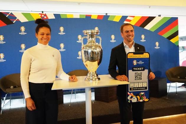 Fussball, Pressekonferenz anlässlich der Partnerschaft zwischen der vdv und der UEFA EURO, EM, Europameisterschaft,Fussball 2024. v.l.: Celia Sasic, Botschafterin der UEFA EURO 2024 Philipp Lahm, Turnierdirektor der UEFA EURO 2024,