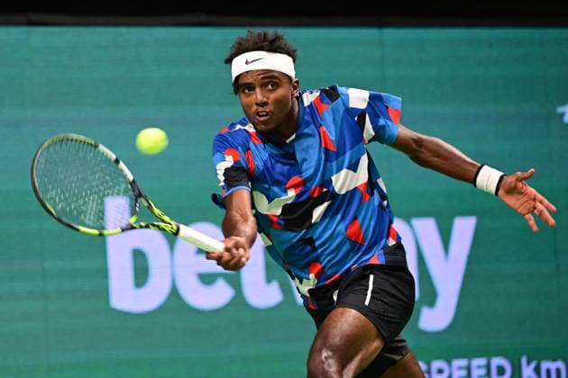 STOCKHOLM 20231019 Elias Ymer in his match against Dino Prizmic (Croatia) during the ATP, Tennis Herren Nordic Open tennis tournament in the Royal Tennis Hall on Thursday. STOCKHOLM Sweden x10030x