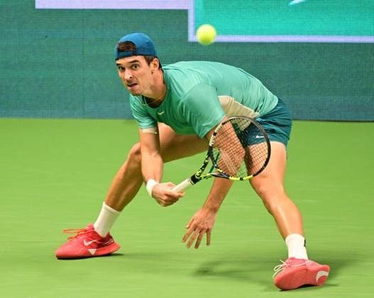 STOCKHOLM 20231019 Dino Prizmic (Kroatien) i sin match mot Elias Ymer under tennisturneringen Nordic Open i Kungliga Tennishallen pa torsdagen. STOCKHOLM Sverige x10030x