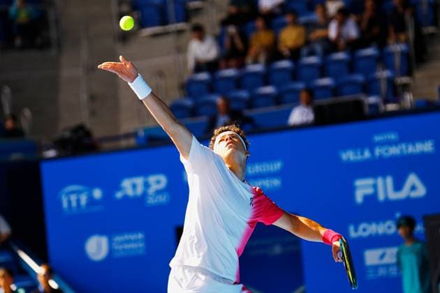 October 20, 2023, Tokyo, Japan: Ben SHELTON (USA) serves against Tommy PAUL (USA) during their singles quarter-final match of the Kinoshita Group Japan Open Tennis Championships 2023 at the Ariake Coliseum. This is the longest-running ATP, Tennis Herren Tour tournament in Asia, first held in 1972. The tournament runs from October 16 to 22. Tokyo Japan - ZUMAm191 20231020_aap_m191_011 Copyright: xRodrigoxReyesxMarinx
