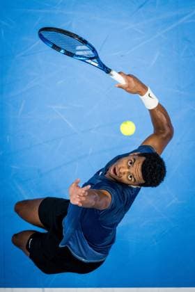 Sport Bilder des Tages French Giovanni Mpetshi Perricard pictured in action during a quarter final single match at the European Open Tennis ATP, Tennis Herren tournament, in Antwerp, Friday 20 October 2023. JASPERxJACOBS  x78111789x
