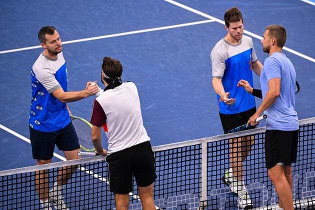 Czech Adam Pavlasek, Uruguayan Ariel Behar, UK Lloyd Glasspool and Monaco s Hugo Nys pictured after a semi final doubles match at the European Open Tennis ATP, Tennis Herren tournament, in Antwerp, Friday 20 October 2023. LAURIExDIEFFEMBACQ  x78112713x