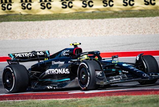 October 20, 2023, Austin, Texas, U.S: 44.Mercedes AMG Petronas F1 Team DRIVER LEWIS HAMILTON in turn 8 during the warm ups Austin U.S. - ZUMAm147 20231020_zap_m147_004 Copyright: xHossxMcBainx