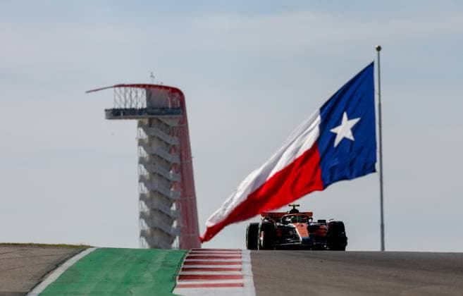 4 Lando Norris (GBR, McLaren F1 Team), F1 Grand Prix of USA at Circuit of The Americas on October 20, 2023 in Austin, United States of America. (Photo by HOCH ZWEI) Austin United States of America