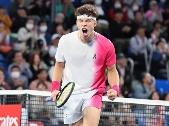 October 21, 2023, Tokyo, Japan - Ben Shelton of the United States shouts as he won a key pointl against his compatriot Marcos Giron during the semi final match of the Japan Open tennis championships at the Ariake Colosseum in Tokyo on saturiday, October 21, 2023. (photo by Yoshio Tsunoda AFLO) Noxthirdxpartyxsales  (0309544021st)