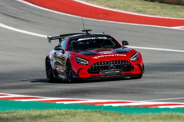 Mercedes AMG Safety Car during the 2023 Formula 1 Lenovo United States Grand Prix, 18th round of the 2023 Formula One World Championship, WM, Weltmeisterschaft from October 20 to 22, 2023 on the Circuit of The Americas, in Austin, USA - F1 - US GRAND PRIX 2023 DPPI Panoramic  03323022__R3_0522