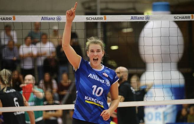 Stuttgart , Volleyball Bundesliga Frauen , Allianz MTV Stuttgart vs. Rote Raben Vilsbiburg , Jolien Knollema ( Stuttgart )