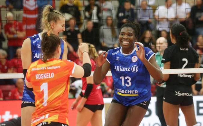 Stuttgart , Volleyball Bundesliga Frauen , Allianz MTV Stuttgart vs. Rote Raben Vilsbiburg , Krystal Rivers ( Stuttgart )