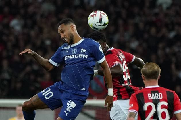Pierre Emerick Aubameyang (Olympique de Marseille) - Youssouf Ndayishimiye (OGC Nice) FOOTBALL : OGC Nice vs Olympique de Marseille - Ligue 1 Uber Eats - Nice - 21 10 2023 NorbertScanella Panoramic 