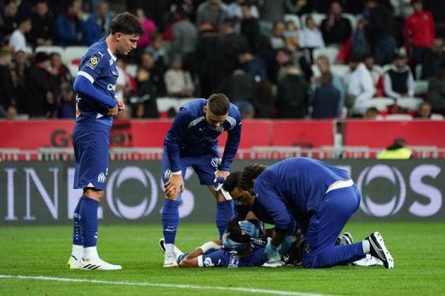 Blessure - Renan Lodi (Olympique de Marseille) FOOTBALL : OGC Nice vs Olympique de Marseille - Ligue 1 Uber Eats - Nice - 21 10 2023 NorbertScanella Panoramic 