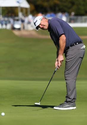 RICHMOND, VA - OCTOBER 21: Tom Gillis watches his putt on the 17th green during the second round of the Dominion Energy Charity Classic on October 21, 2023, at The Country Club of Virginia played on the James River Course in Richmond, VA. (Photo by Lee Coleman Icon Sportswire) GOLF: OCT 21 PGA, Golf Herren Tour Champions Dominion Energy Charity Classic EDITORIAL USE ONLY Icon1552310210642