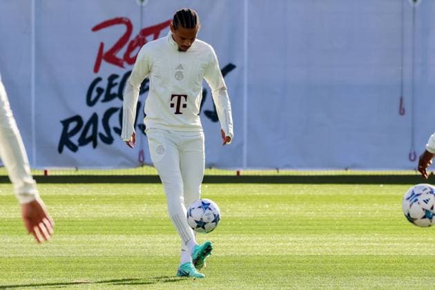Leroy Sane (FC Bayern Muenchen, 10) mit Ball, Abschlusstraining. FC Bayern Muenchen, Fussball, Saison 23 24, 23.10.2023, Abschlusstraining. FC Bayern Muenchen, Fussball, Saison 23 24, 23.10.2023 Muenchen Copyright: xEibner-Pressefoto JennixMaulx EP_JML