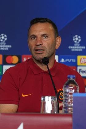 Coach Okan Buruk of Galatasaray during the press conference, PK, Pressekonferenz the day before the UEFA Champions League match between Galatasaray and Bayern Munich on October 24 , 2023 at Rams Park October 23 , 2023 in Istanbul, Turkey. ( Photo by Seskimphoto ) 