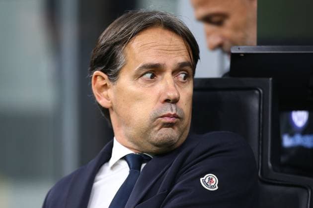 Foto Davide Spada LaPresse 24 ottobre 2023 - Milano , Italia - calcio - Inter vs Salisburgo - Champions League 2023 2024 - Stadio San Siro. Nella foto: Simone Inzaghi (FC Inter); October 24 , 2023 Milan , Italy - sport, calcio - Inter vs Salzburg Champions League 2023 2024 - San Siro Stadium . In the pic : Simone Inzaghi (FC Inter);  Copyright: xDavidexSpada LaPressex