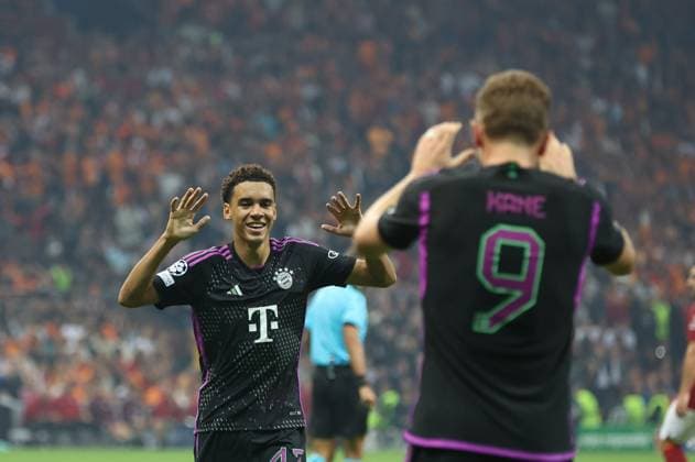 Torjubel von Jamal Musiala 42 (FC Bayern Muenchen) zum 1:3, Galatasaray Istanbul vs. FC Bayern Muenchen, Champions League, Fussball, Vorrunde, Hinspiel, 24.10.2023 Istanbul Istanbul Tuerkei