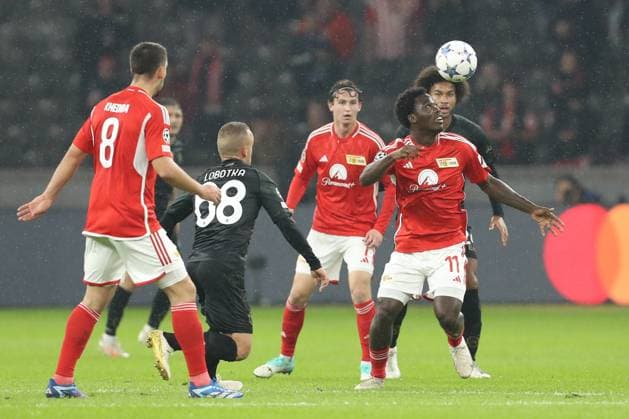 24.10.2023, xtgx, Fussball, UEFA Champions League, 1.FC Union Berlin - SSC Neapel emspor, v.l. David Datro Fofana (Union Berlin, 11) am Ball, plays the ball (DFL DFB REGULATIONS PROHIBIT ANY USE OF PHOTOGRAPHS as IMAGE SEQUENCES and or QUASI-VIDEO) Olympiastadion