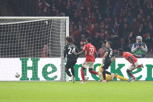 24.10.2023, xtgx, Fussball, UEFA Champions League, 1.FC Union Berlin - SSC Neapel emspor, v.l. Tor zum 1:0 von David Datro Fofana (Union Berlin, 11), wurde jedoch wegen Abseits aberkannt (DFL DFB REGULATIONS PROHIBIT ANY USE OF PHOTOGRAPHS as IMAGE SEQUENCES and or QUASI-VIDEO) Olympiastadion