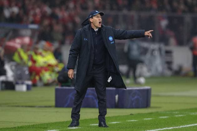 24.10.2023, xtgx, Fussball, UEFA Champions League, 1.FC Union Berlin - SSC Neapel emspor, v.l. Rudi Garcia (Neapel, Trainer) gibt Anweisungen, gestikuliert mit den Armen, gesticulate, gives instructions (DFL DFB REGULATIONS PROHIBIT ANY USE OF PHOTOGRAPHS as IMAGE SEQUENCES and or QUASI-VIDEO) Olympiastadion