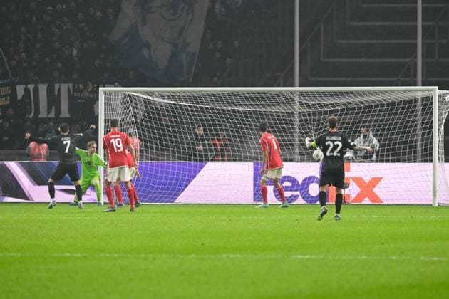 Fussball, Herren, Saison 2023 2024, UEFA Champions League (Gruppe C, 3. Spieltag), 1. FC Union Berlin - SSC Neapel, v. l. Giacomo Raspadori (SSC Neapel), nicht im Bild erzielt das Tor zum 0:1, 24.10. 2023, Copyright: xMatthiasxKochx