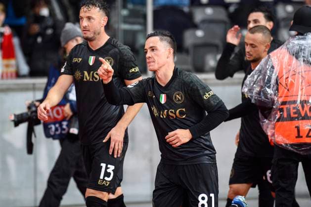 v.l.Amir Rrahmani (SSC Neapel, 13), Giacomo Raspadori (SSC Neapel, 81), Tor, Treffer, drin, Jubel, Torjubel, Freude, Begeisterung, nach 0:1, GER, 1.FC Union Berlin - SSC Neapel, Fussball, Champions League, CH. LEAGUE GRUPPE C, Spieltag 3, UEFA, 23 24, 24.10.2023, DFL REGULATIONS PROHIBIT ANY USE OF PHOTOGRAPHS AS IMAGE SEQUENCES AND OR QUASI-VIDEO, GER, 1.FC Union Berlin - SSC Neapel, Fussball, Champions League, UEFA, 23 24, 24.10.2023, Berlin Copyright: xUwexKoch Eibner-Pressefotox EP_UKH